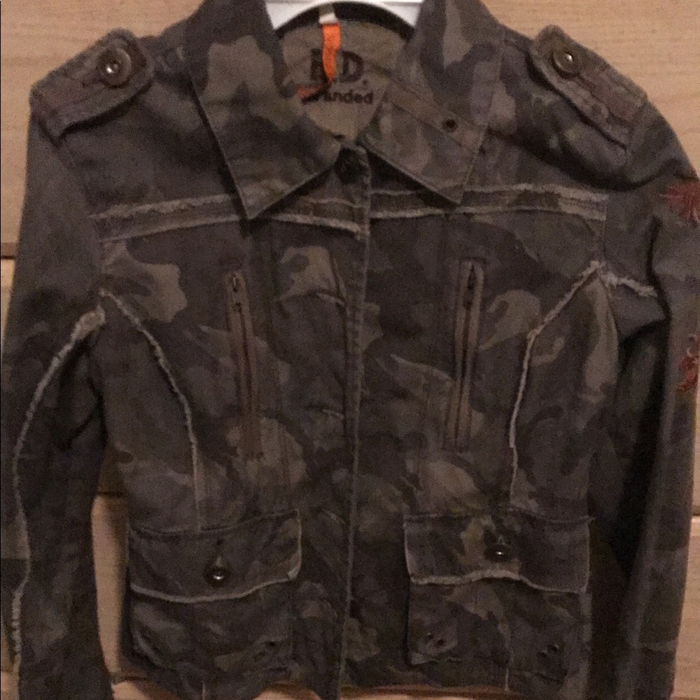 Green camo blazer